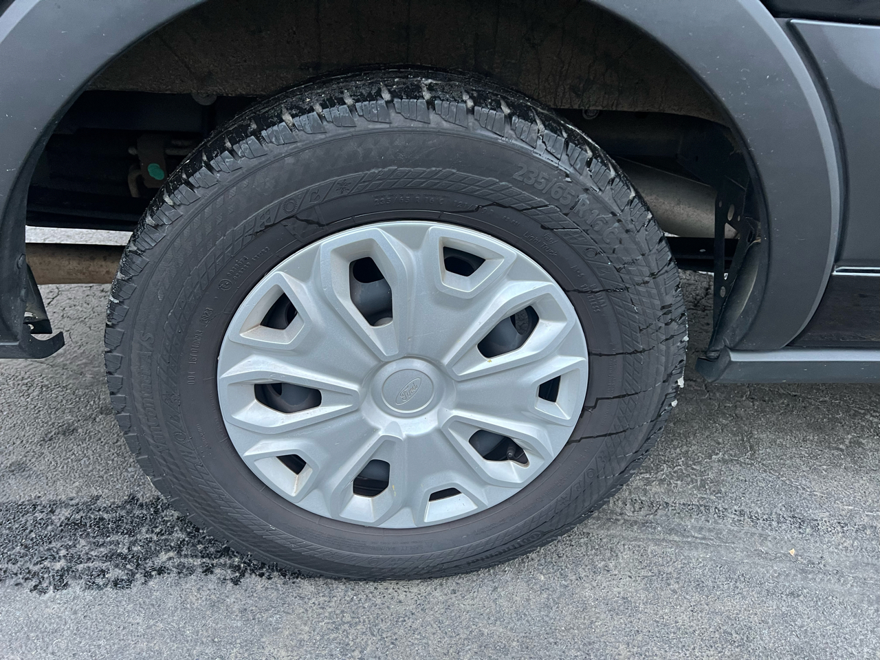 Ford Transit Passenger Wagon T-350 148" Med Roof XLT RWD 2024