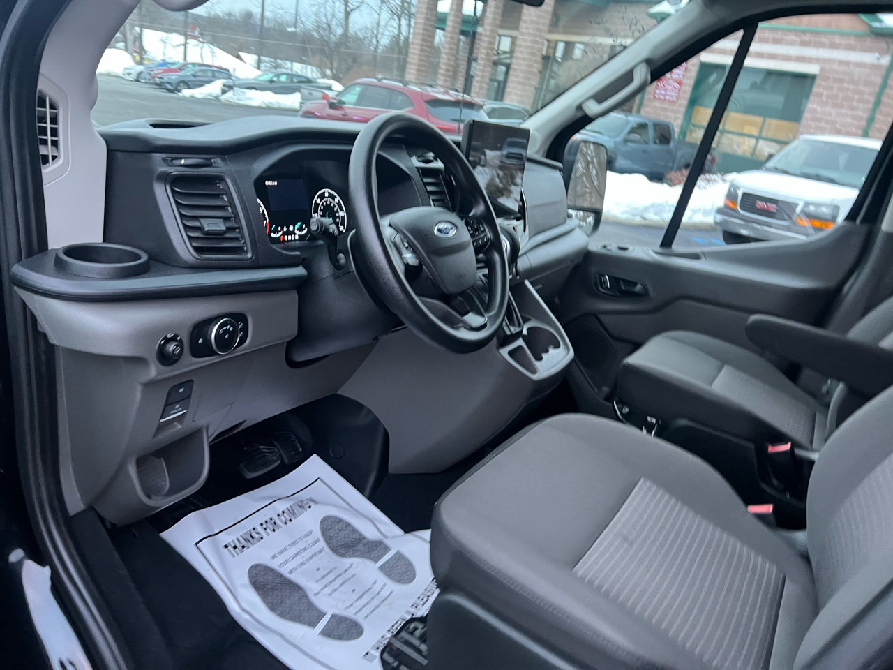 Ford Transit Passenger Wagon T-350 148" Med Roof XLT RWD 2024