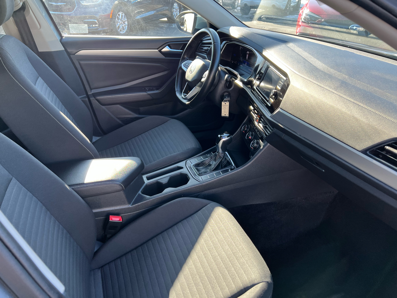 Volkswagen Jetta S Auto 2024