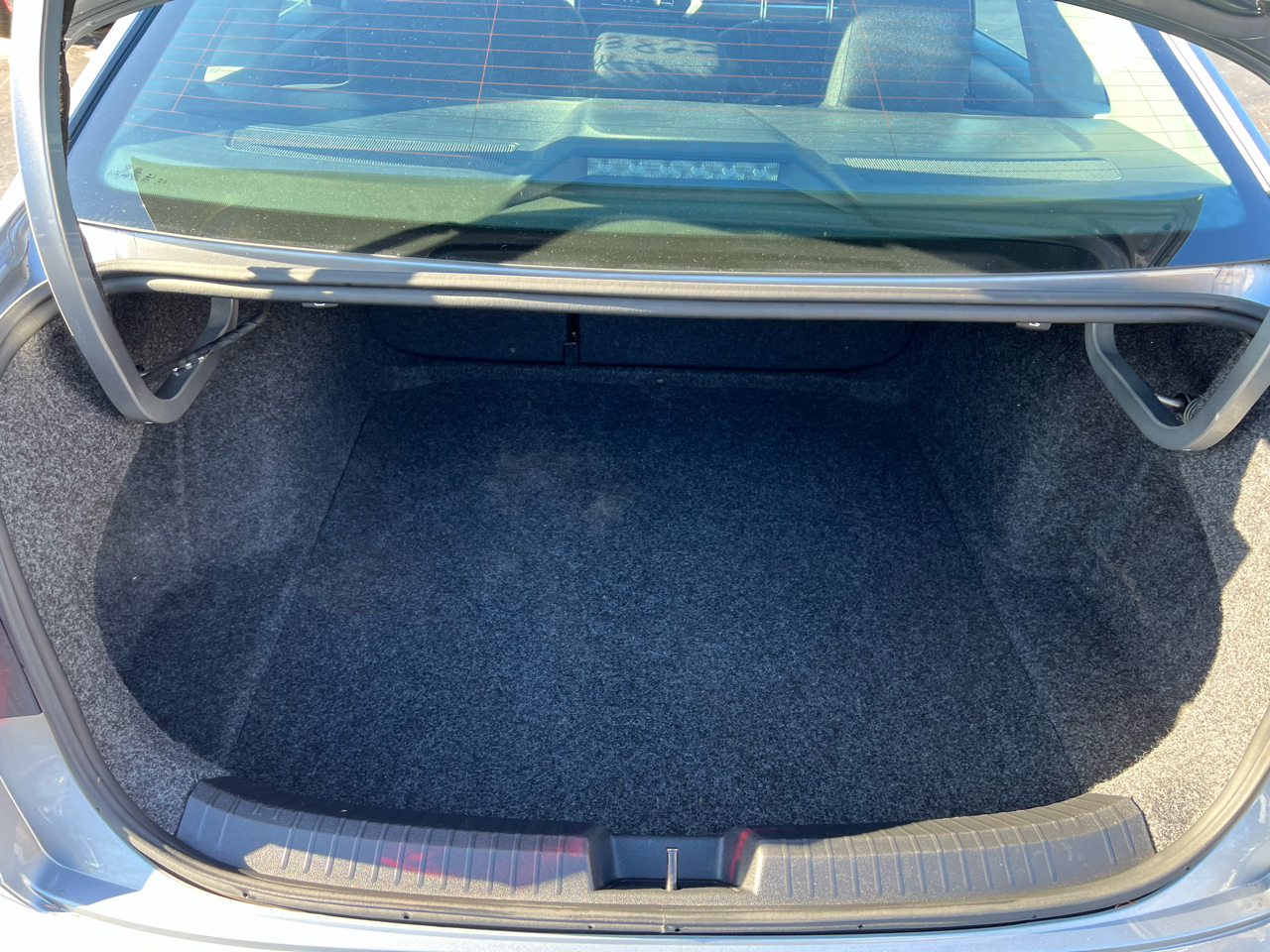 Volkswagen Jetta S Auto 2024