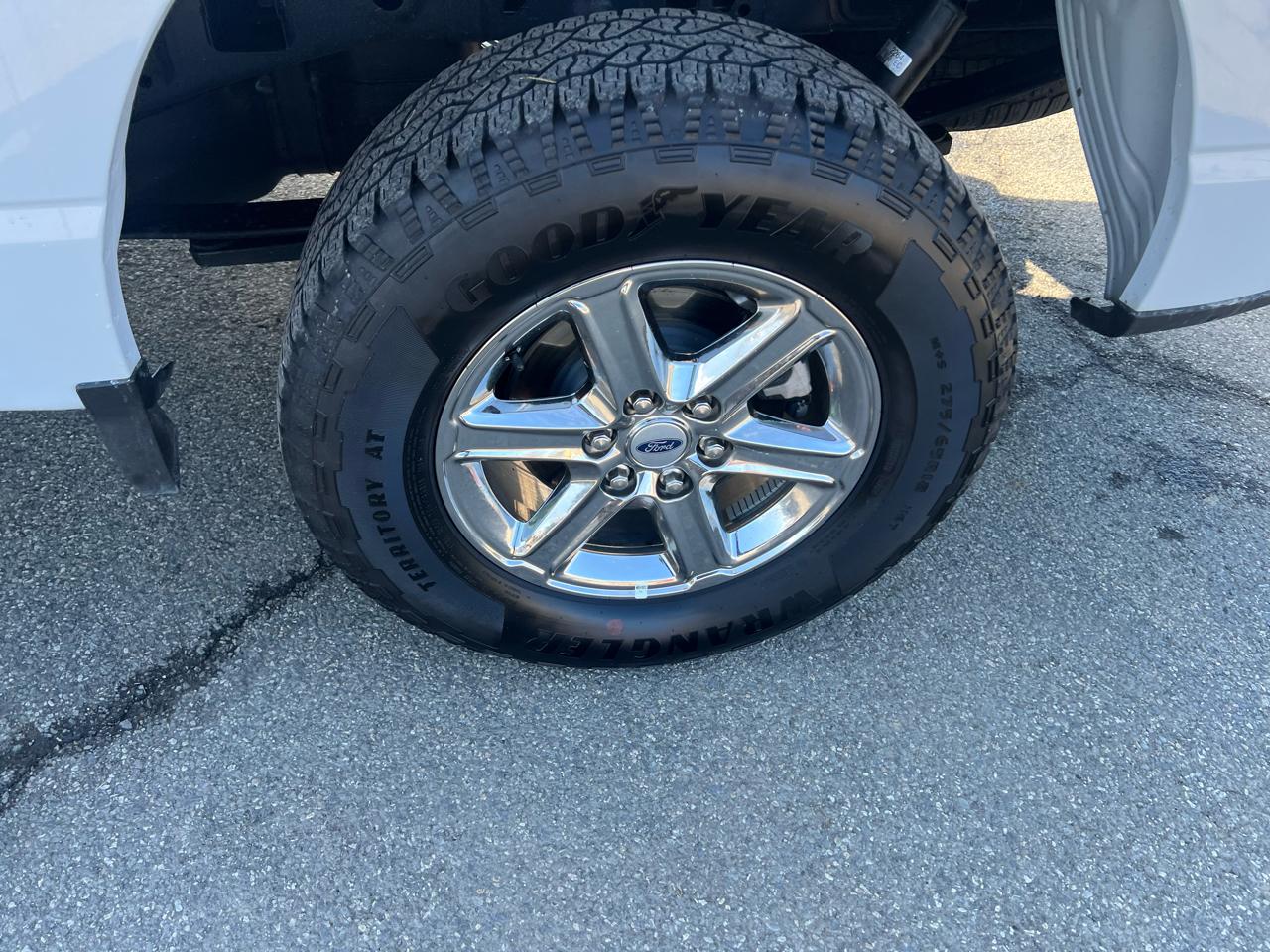 Ford F-150 XLT 4WD SuperCrew 5.5' Box 2025