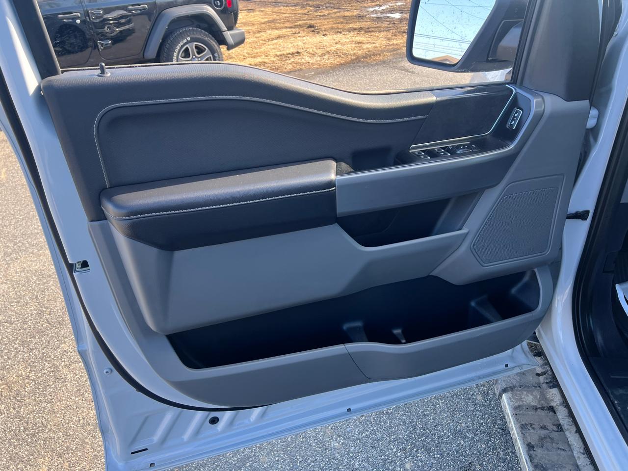 Ford F-150 XLT 4WD SuperCrew 5.5' Box 2025