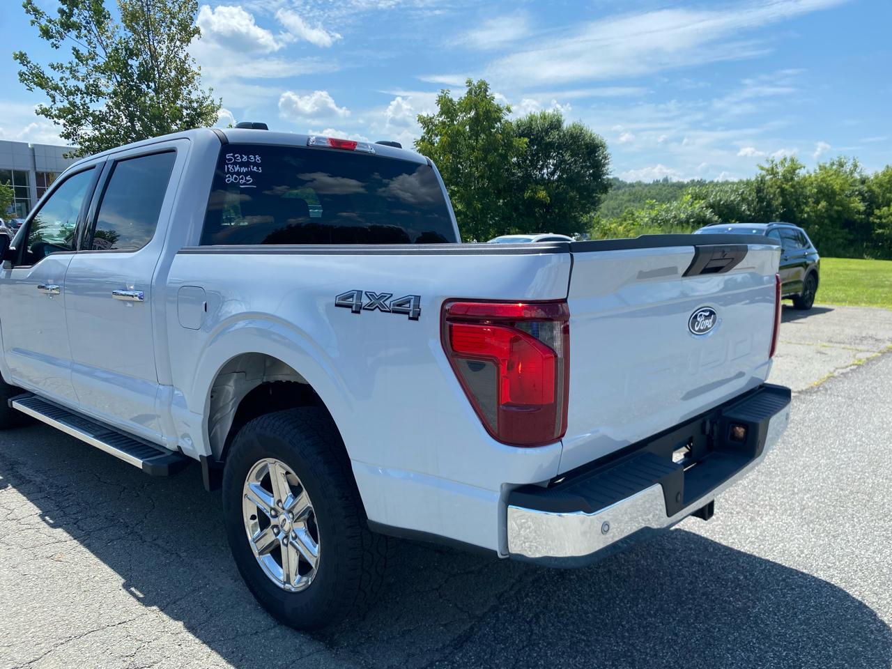 Ford F-150 XLT 4WD SuperCrew 5.5' Box 2025