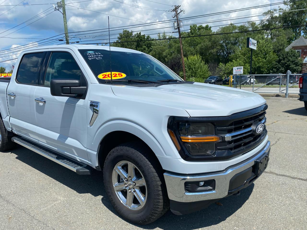 Ford F-150 XLT 4WD SuperCrew 5.5' Box 2025