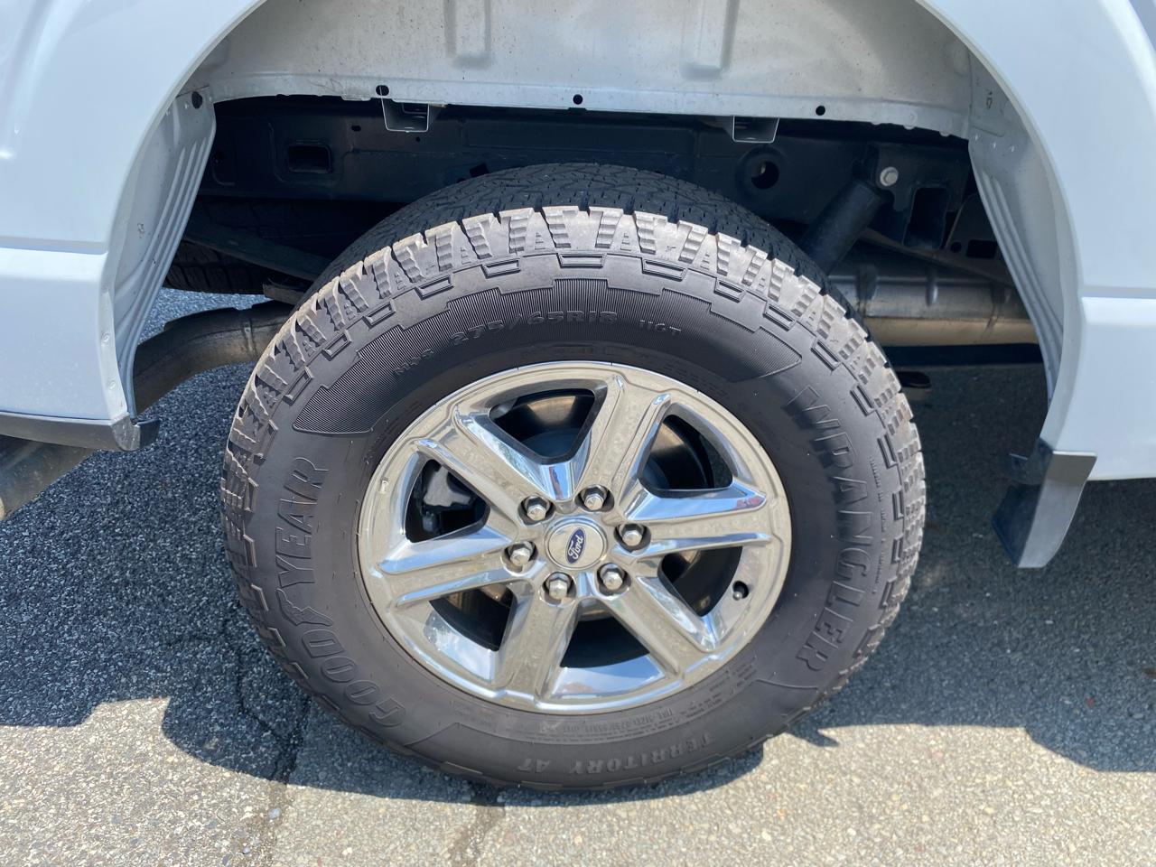 Ford F-150 XLT 4WD SuperCrew 5.5' Box 2025