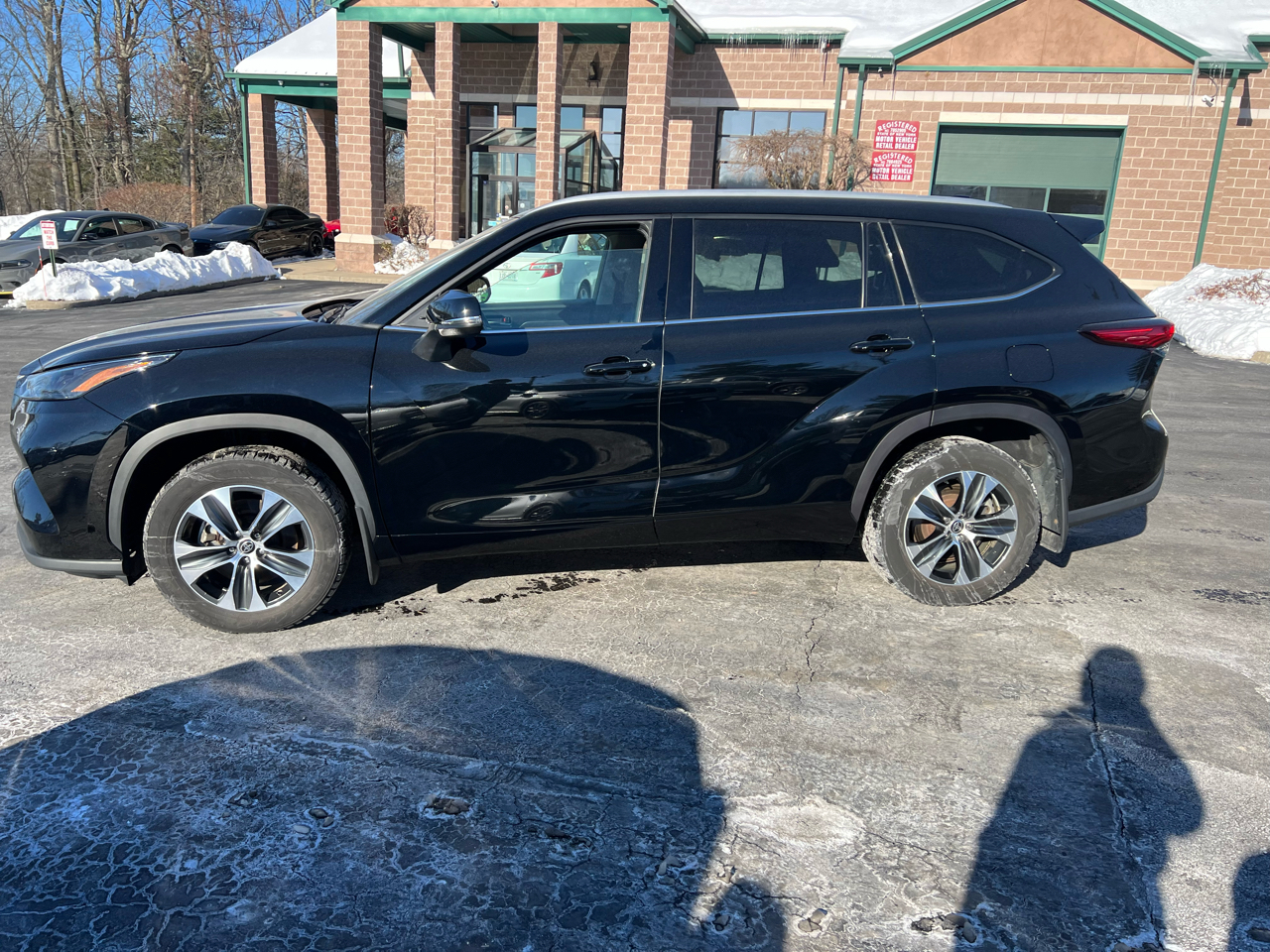 Toyota Highlander XLE AWD (Natl) 2022