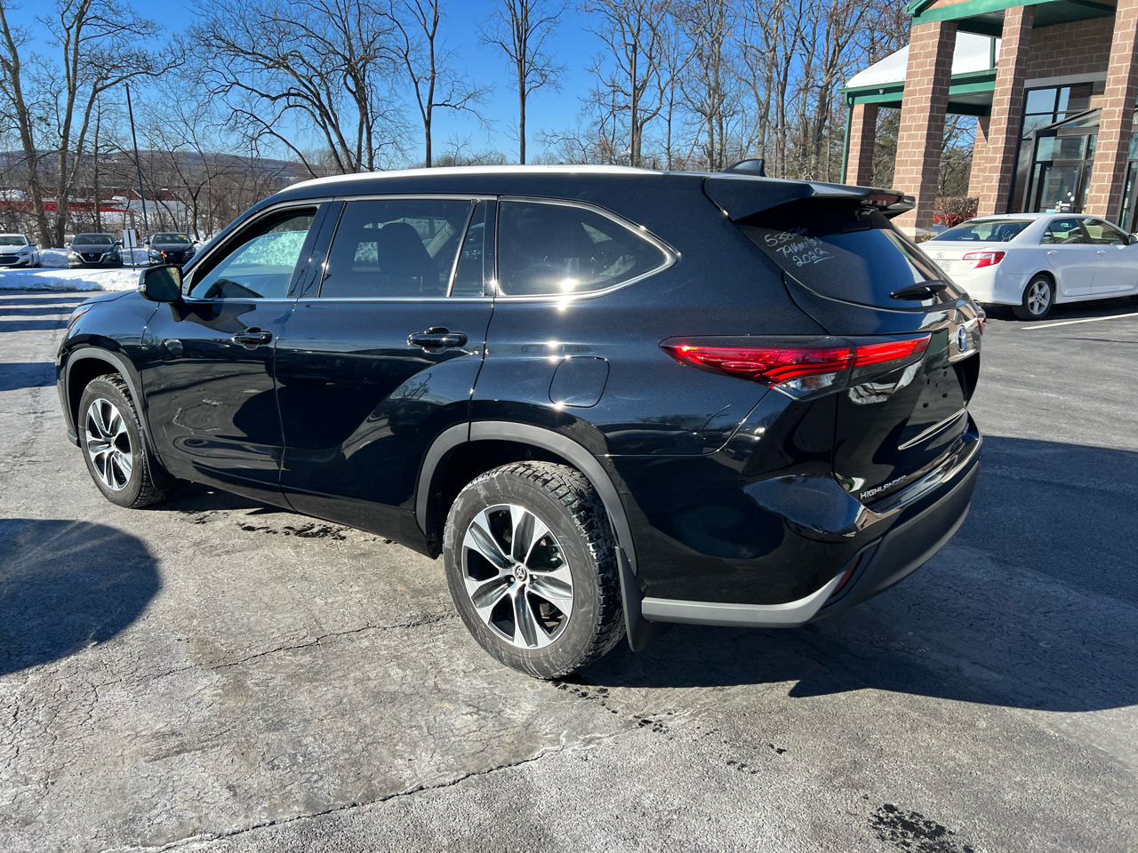 Toyota Highlander XLE AWD (Natl) 2022