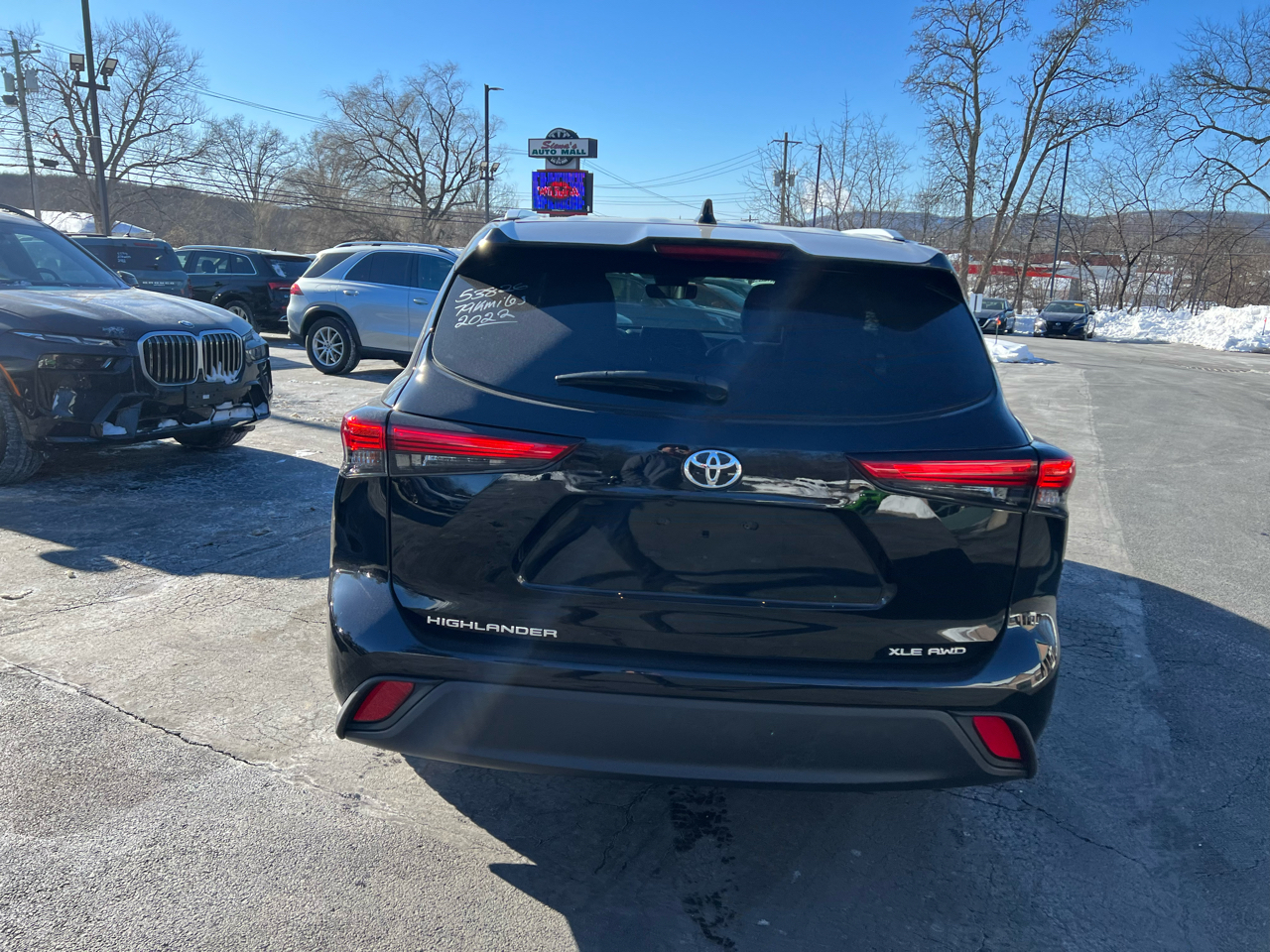 Toyota Highlander XLE AWD (Natl) 2022
