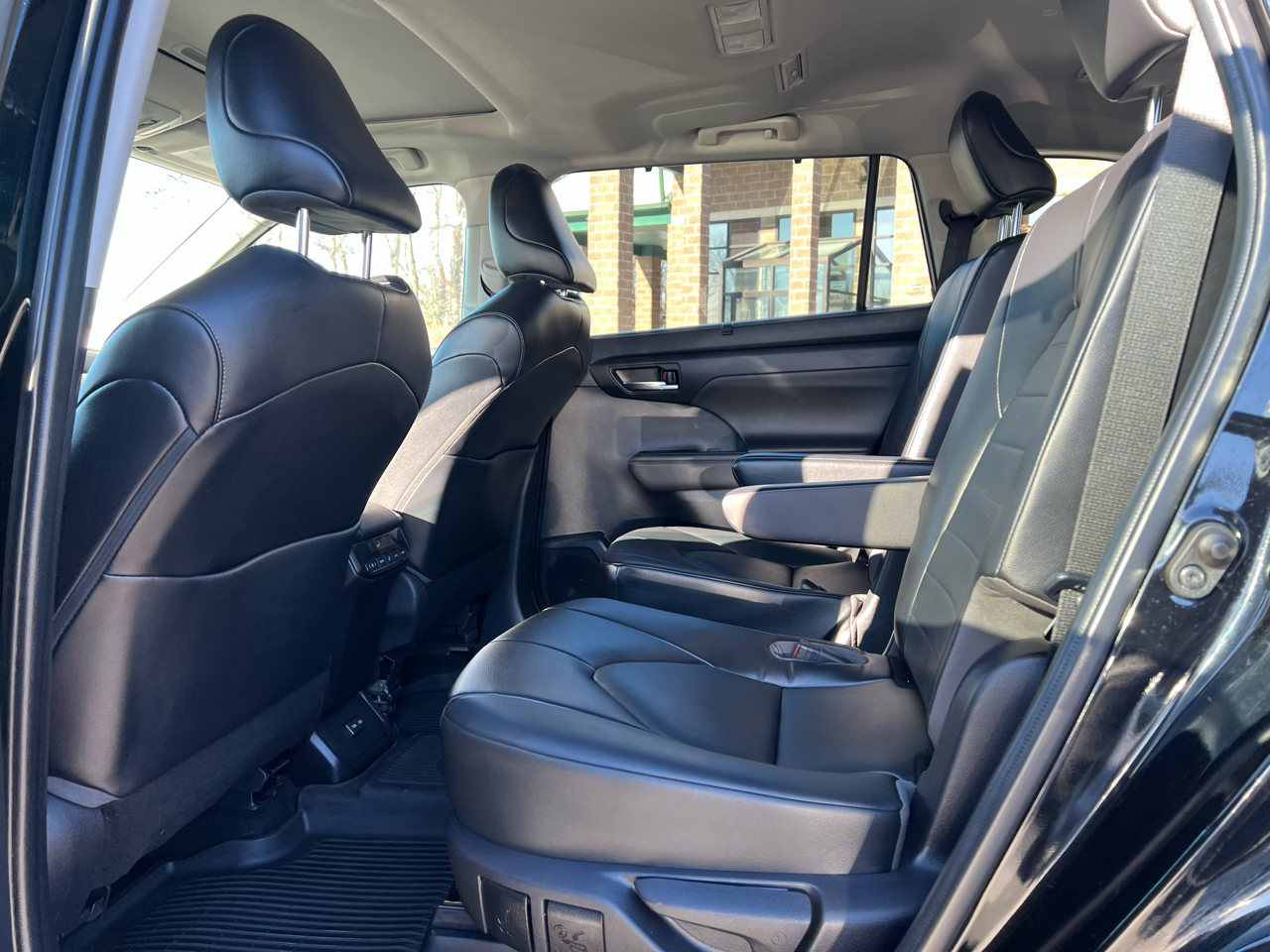 Toyota Highlander XLE AWD (Natl) 2022