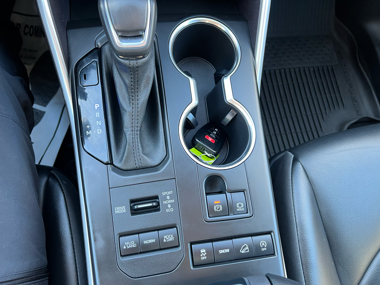 Toyota Highlander XLE AWD (Natl) 2022