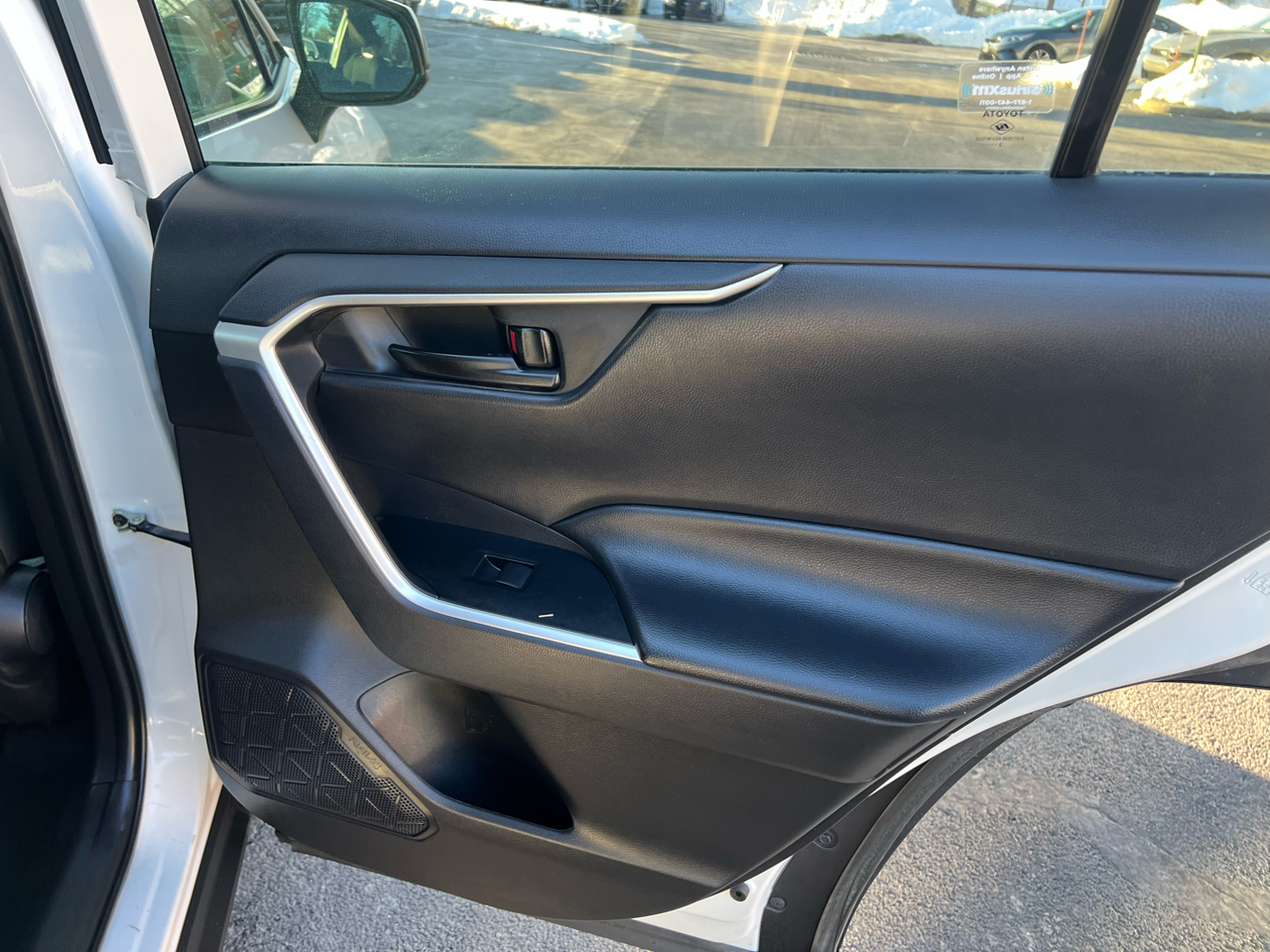 Toyota RAV4 LE AWD (Natl) 2022