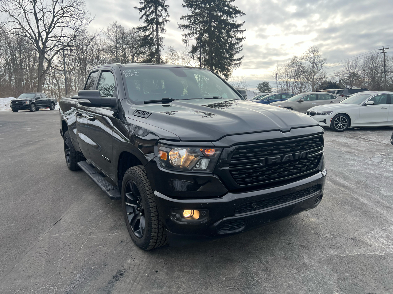 RAM 1500 Big Horn 4x4 Quad Cab 6'4" Box 2022