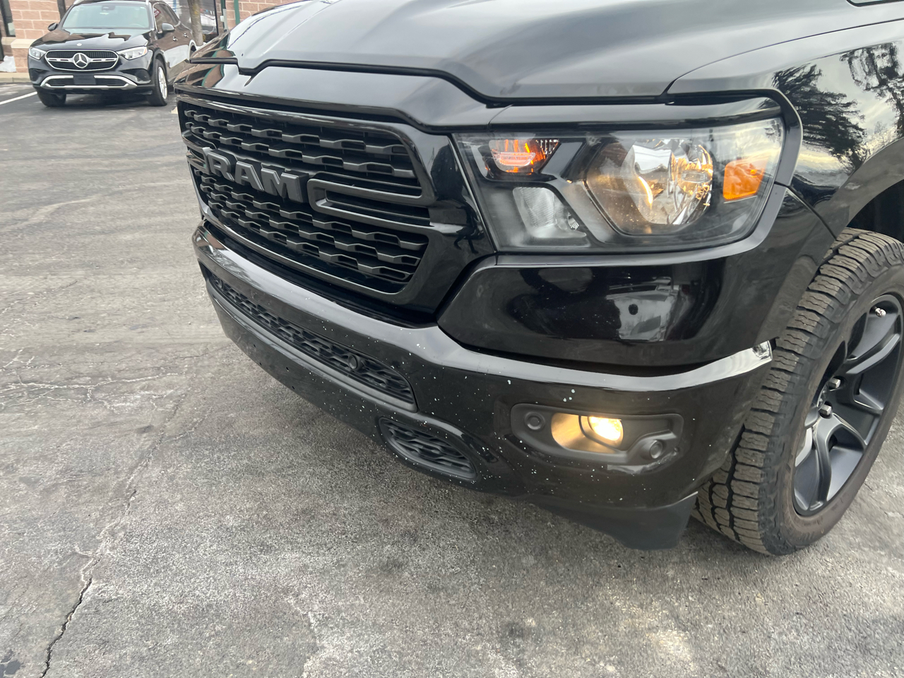 RAM 1500 Big Horn 4x4 Quad Cab 6'4" Box 2022