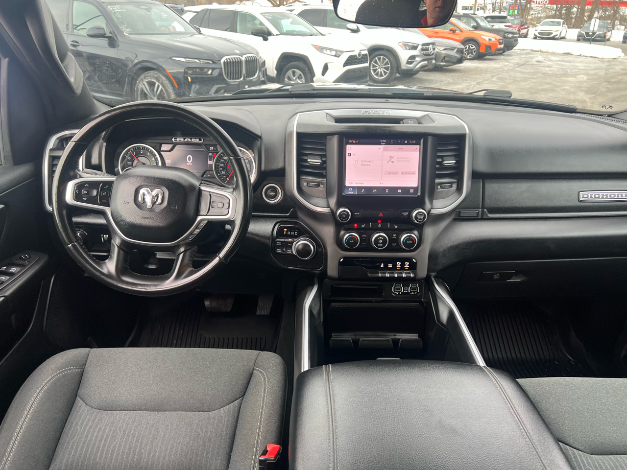 RAM 1500 Big Horn 4x4 Quad Cab 6'4" Box 2022