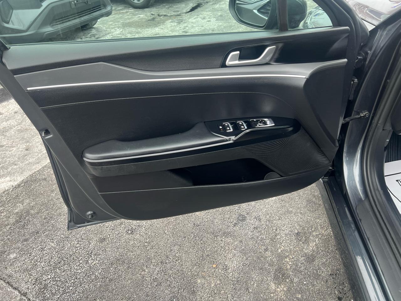 Kia K5 LXS Auto FWD 2021