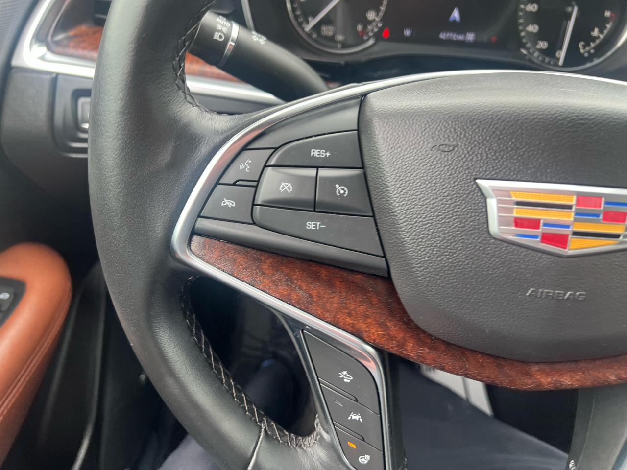 Cadillac XT5 AWD 4dr Premium Luxury 2022