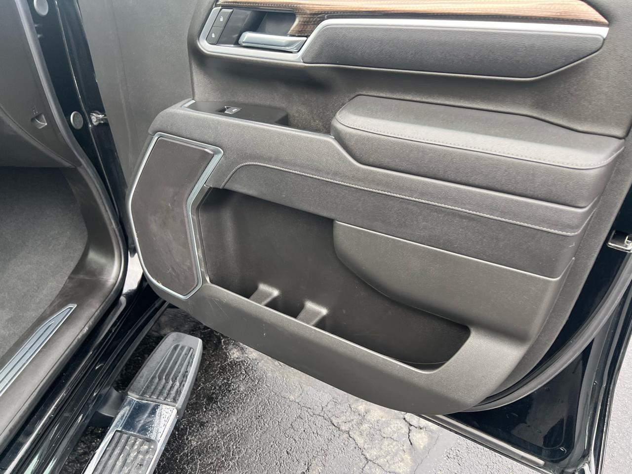 Chevrolet Silverado 2500HD 4WD Crew Cab 172" LT 2025