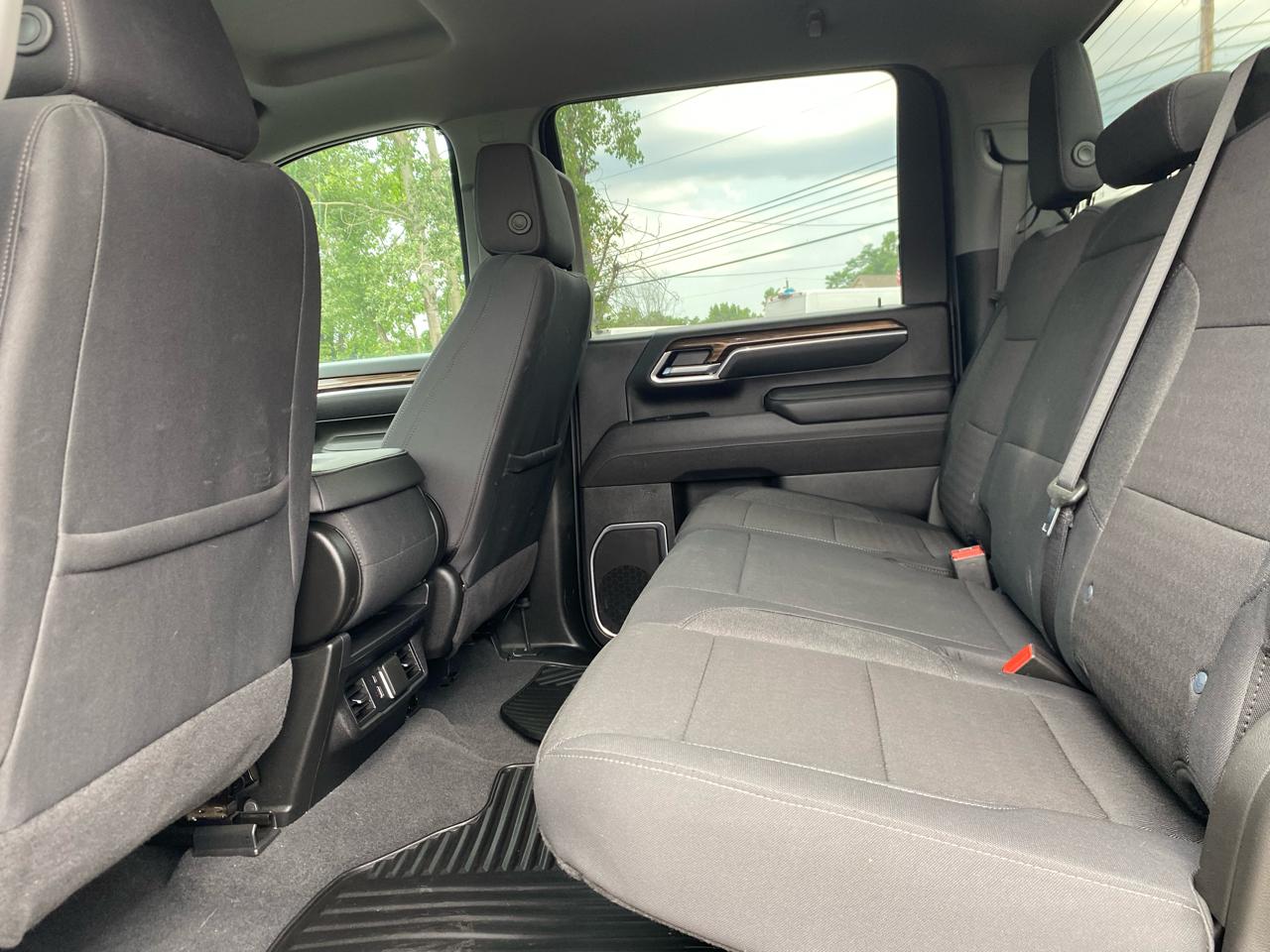 Chevrolet Silverado 2500HD 4WD Crew Cab 172" LT 2025