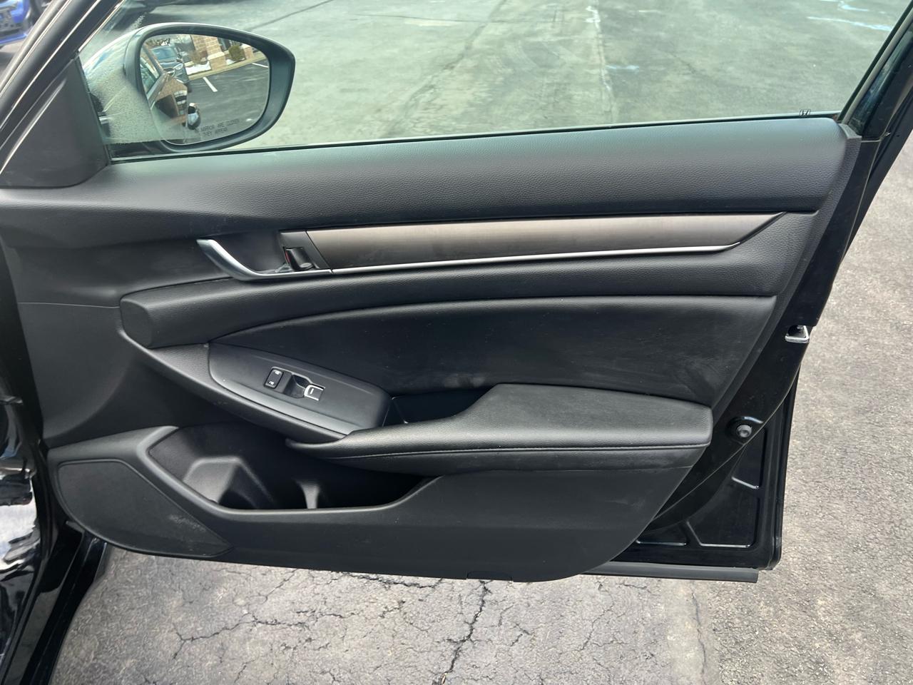 Honda Accord Sedan LX 1.5T CVT 2020