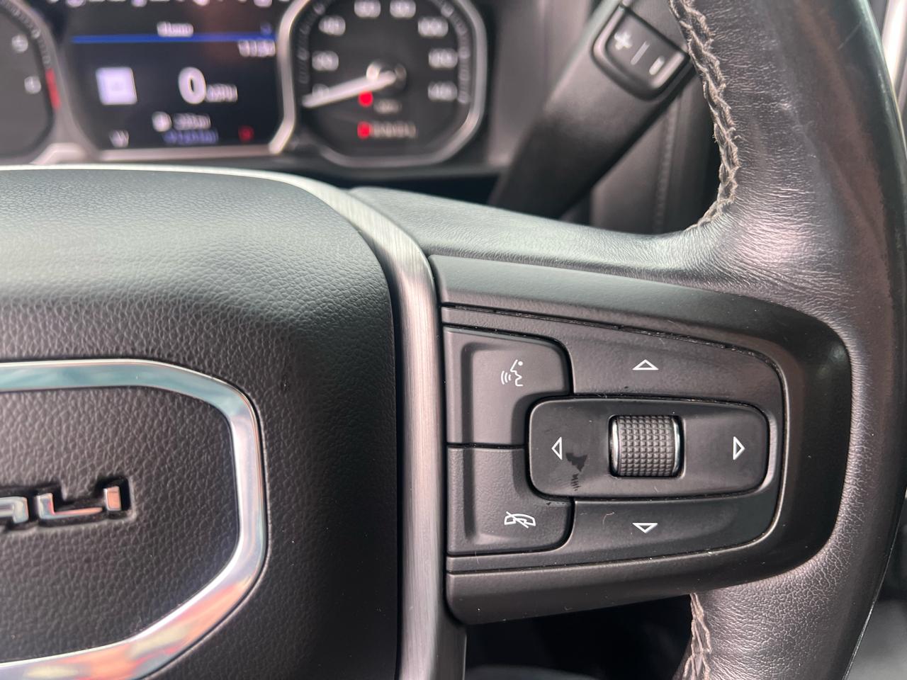 GMC Sierra 1500 4WD Crew Cab 147" Denali 2019