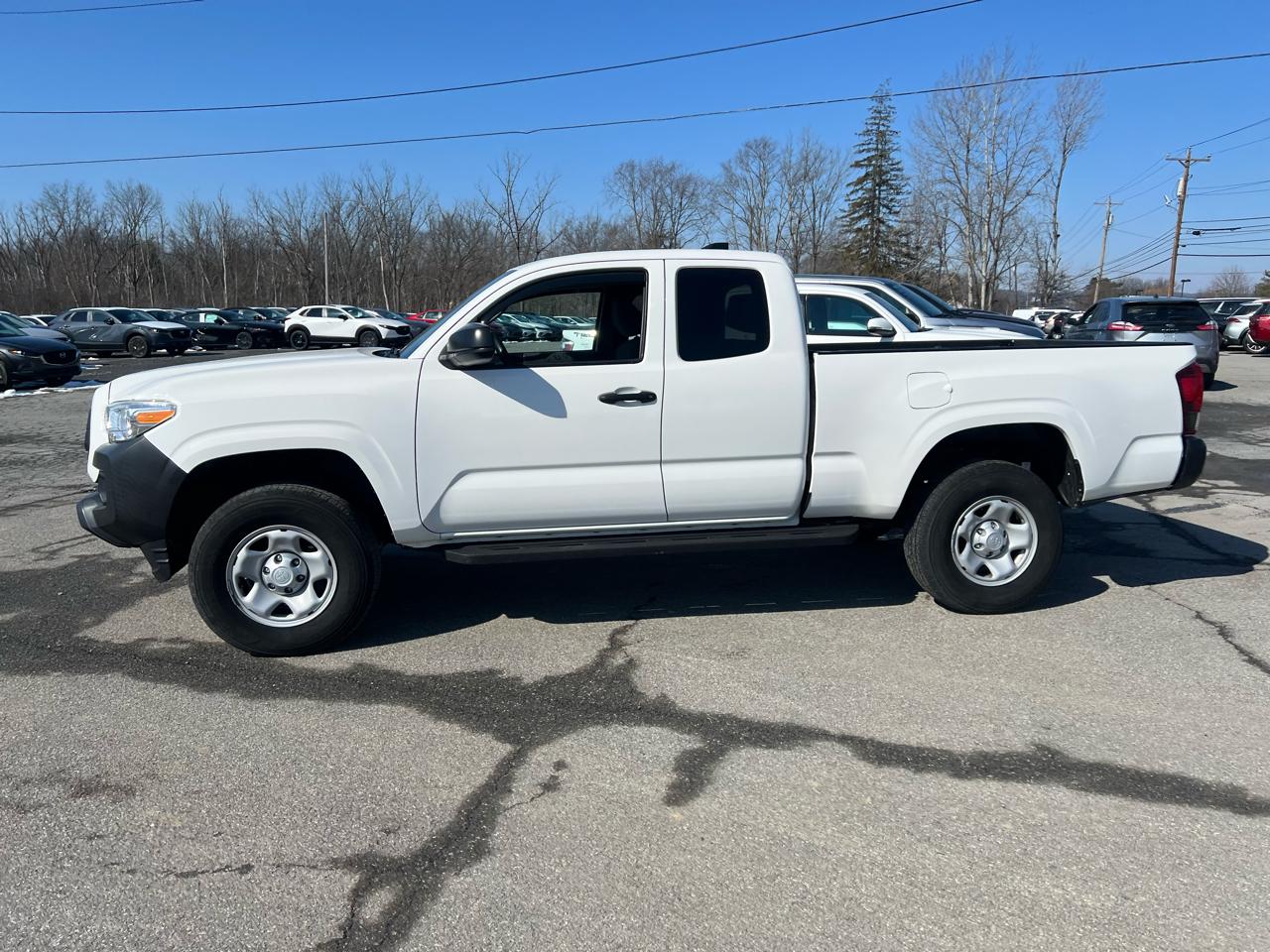 Toyota Tacoma 2WD SR5 Access Cab 6' Bed I4 AT (Natl) 2020