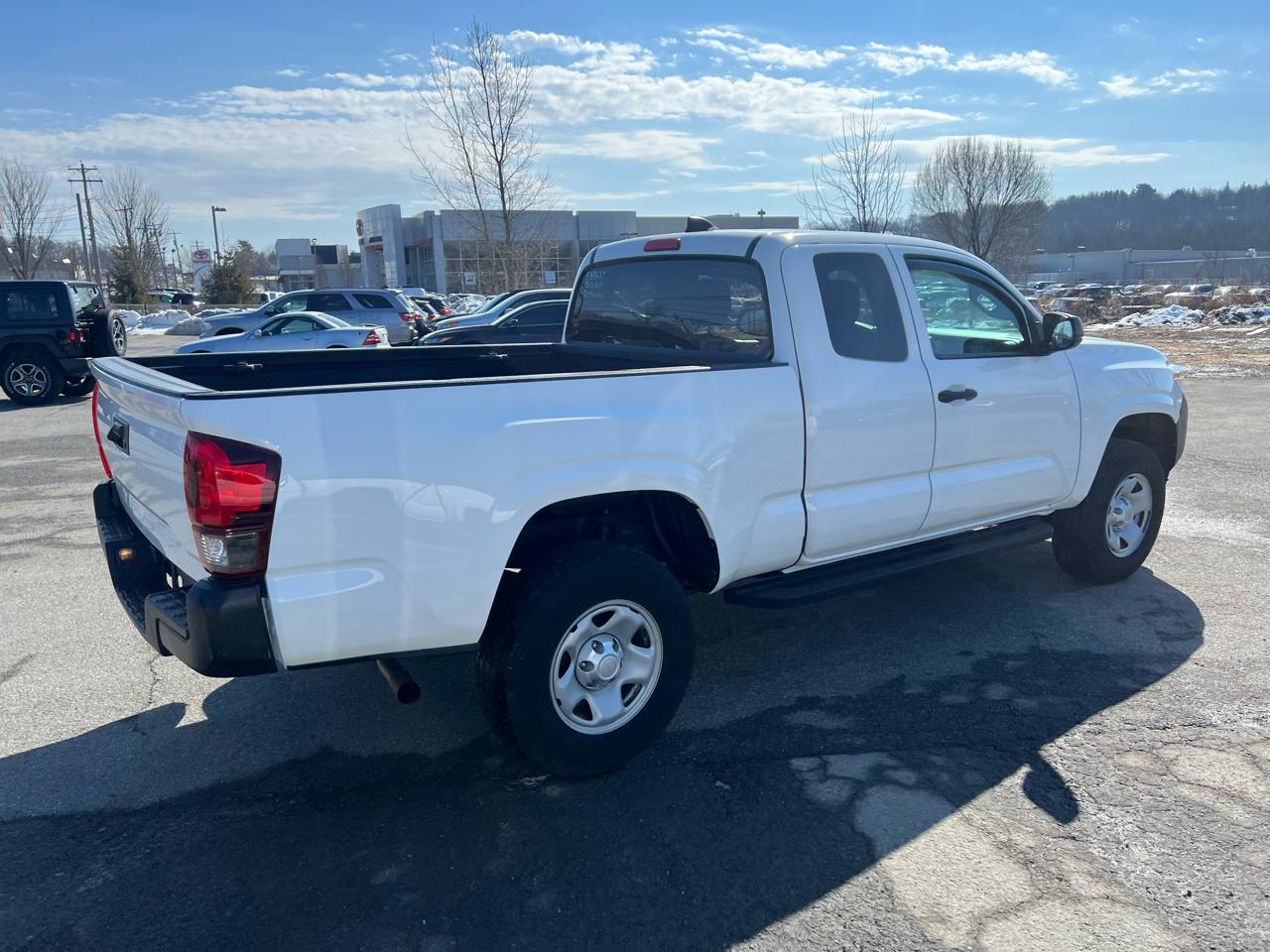 Toyota Tacoma 2WD SR5 Access Cab 6' Bed I4 AT (Natl) 2020