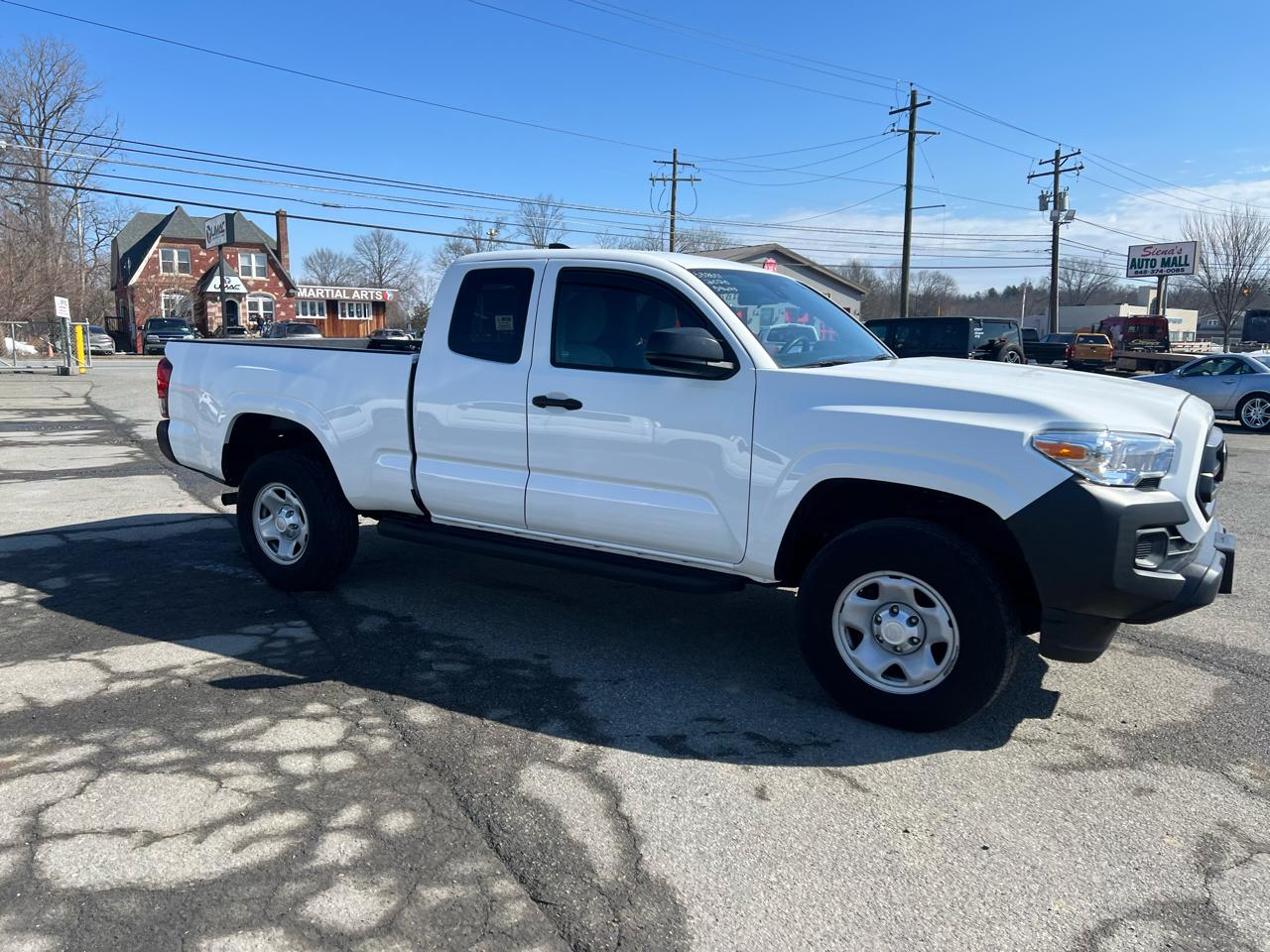Toyota Tacoma 2WD SR5 Access Cab 6' Bed I4 AT (Natl) 2020
