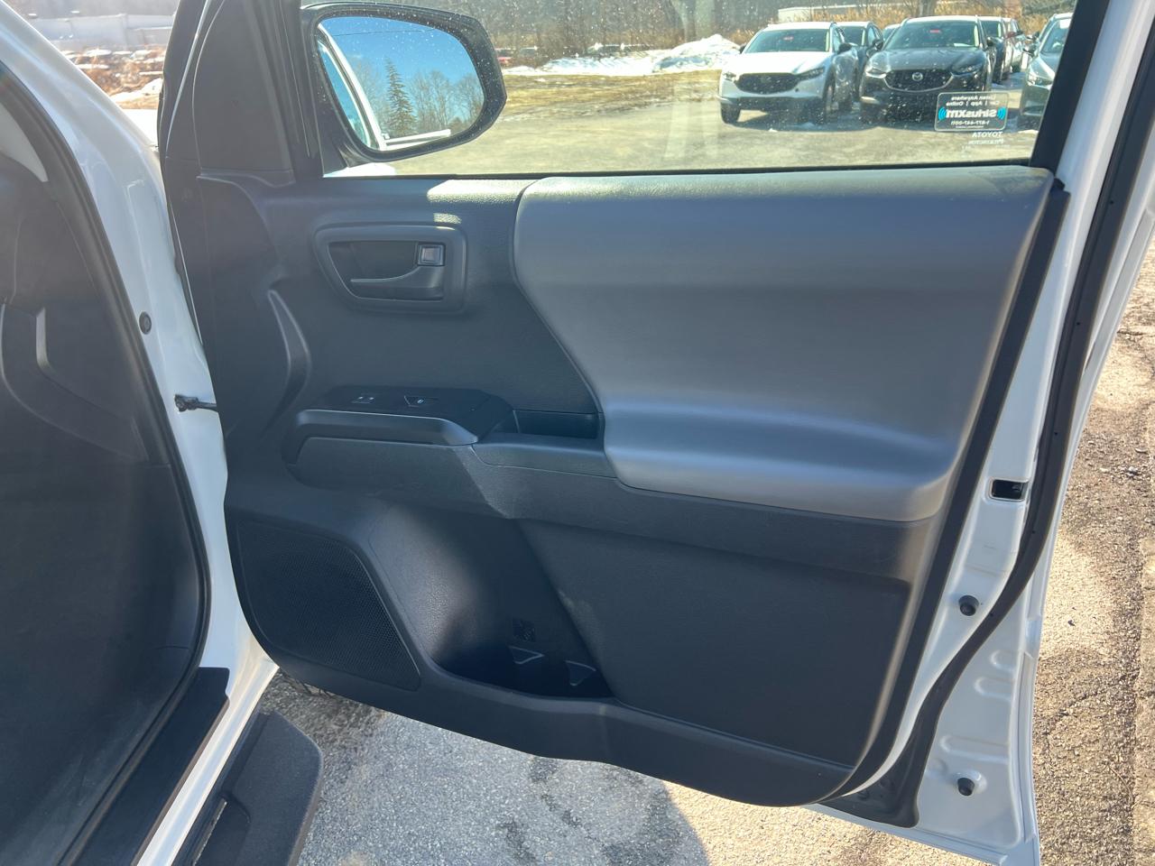 Toyota Tacoma 2WD SR5 Access Cab 6' Bed I4 AT (Natl) 2020