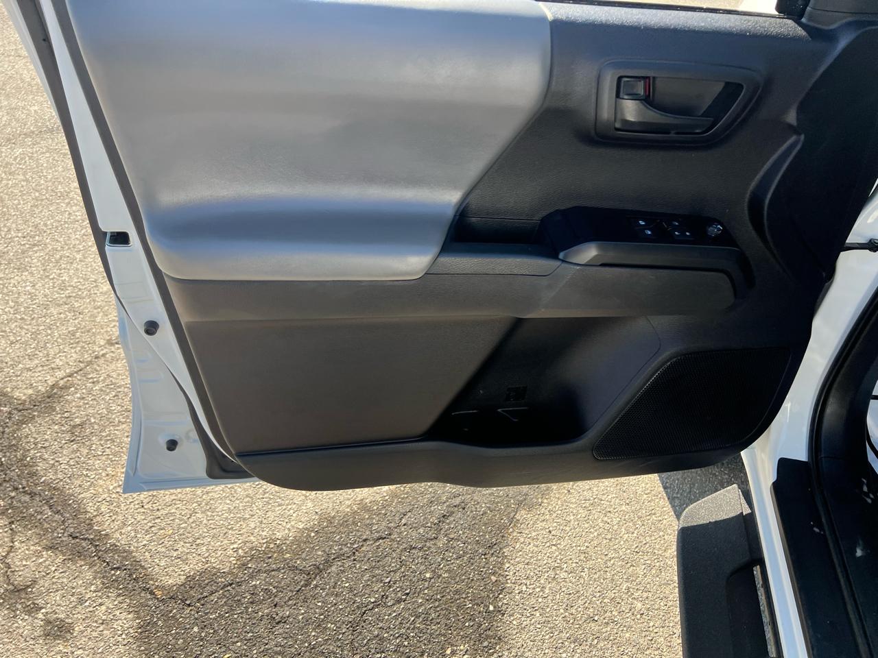 Toyota Tacoma 2WD SR5 Access Cab 6' Bed I4 AT (Natl) 2020