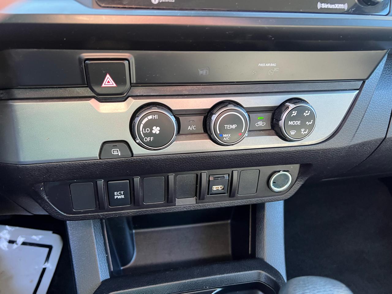 Toyota Tacoma 2WD SR5 Access Cab 6' Bed I4 AT (Natl) 2020