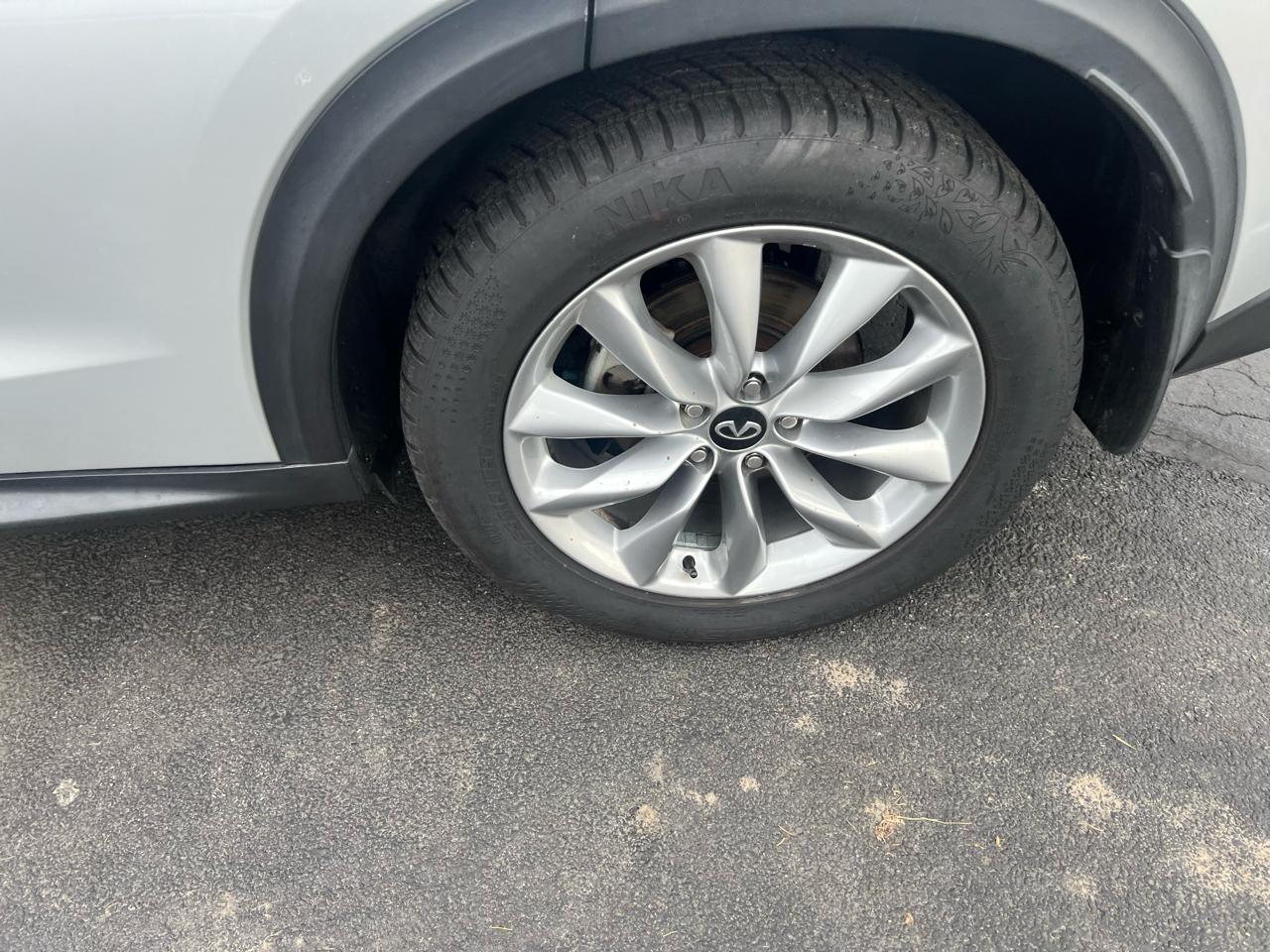 Infiniti QX50 PURE AWD 2021