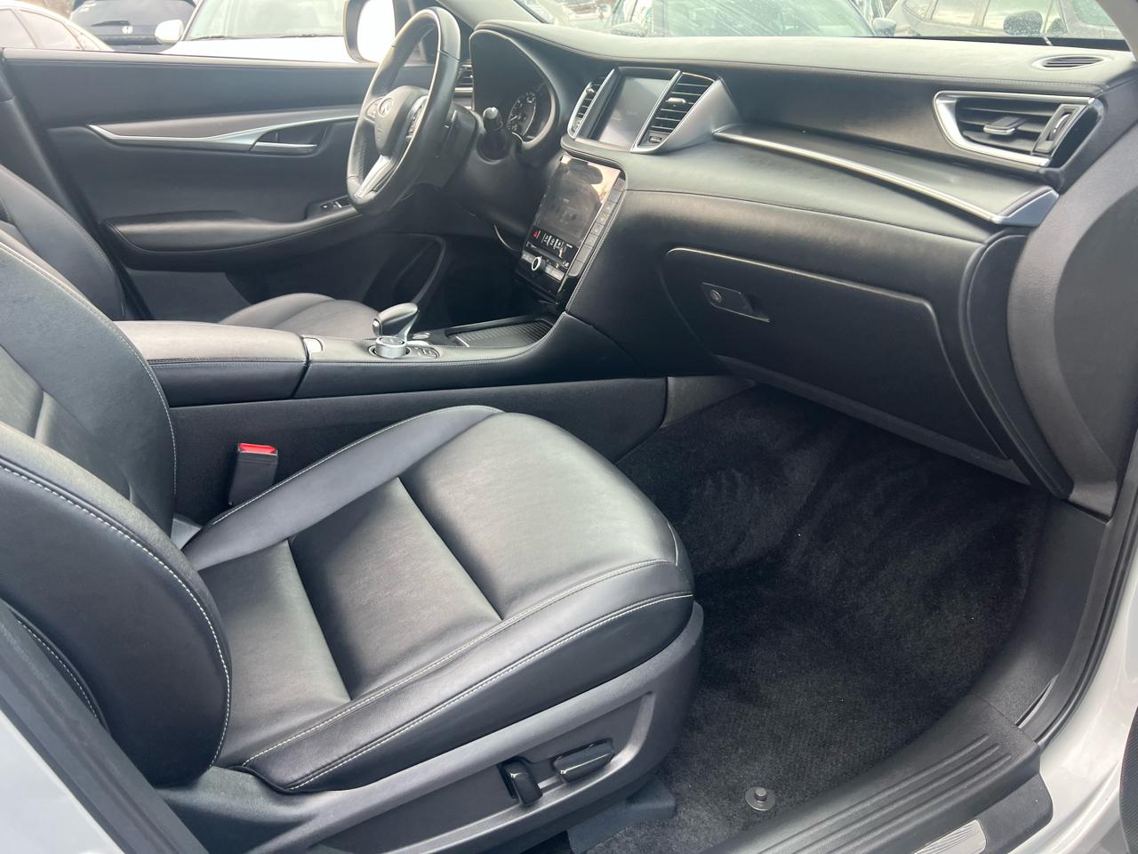 Infiniti QX50 PURE AWD 2021