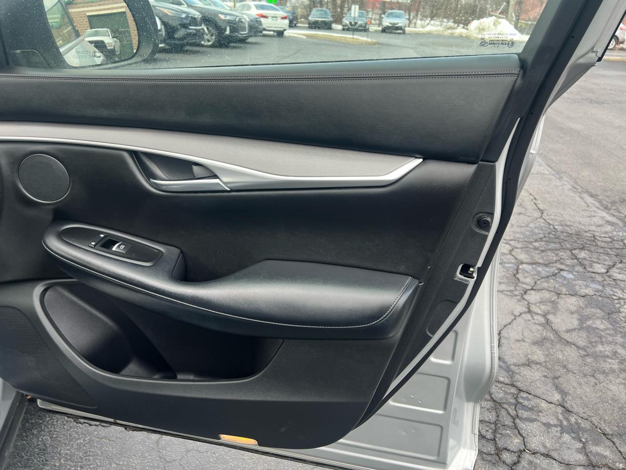 Infiniti QX50 PURE AWD 2021