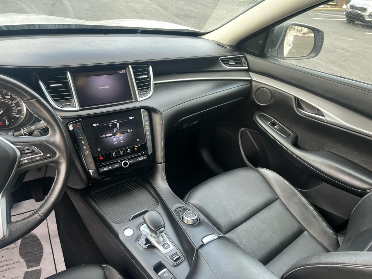 Infiniti QX50 PURE AWD 2021