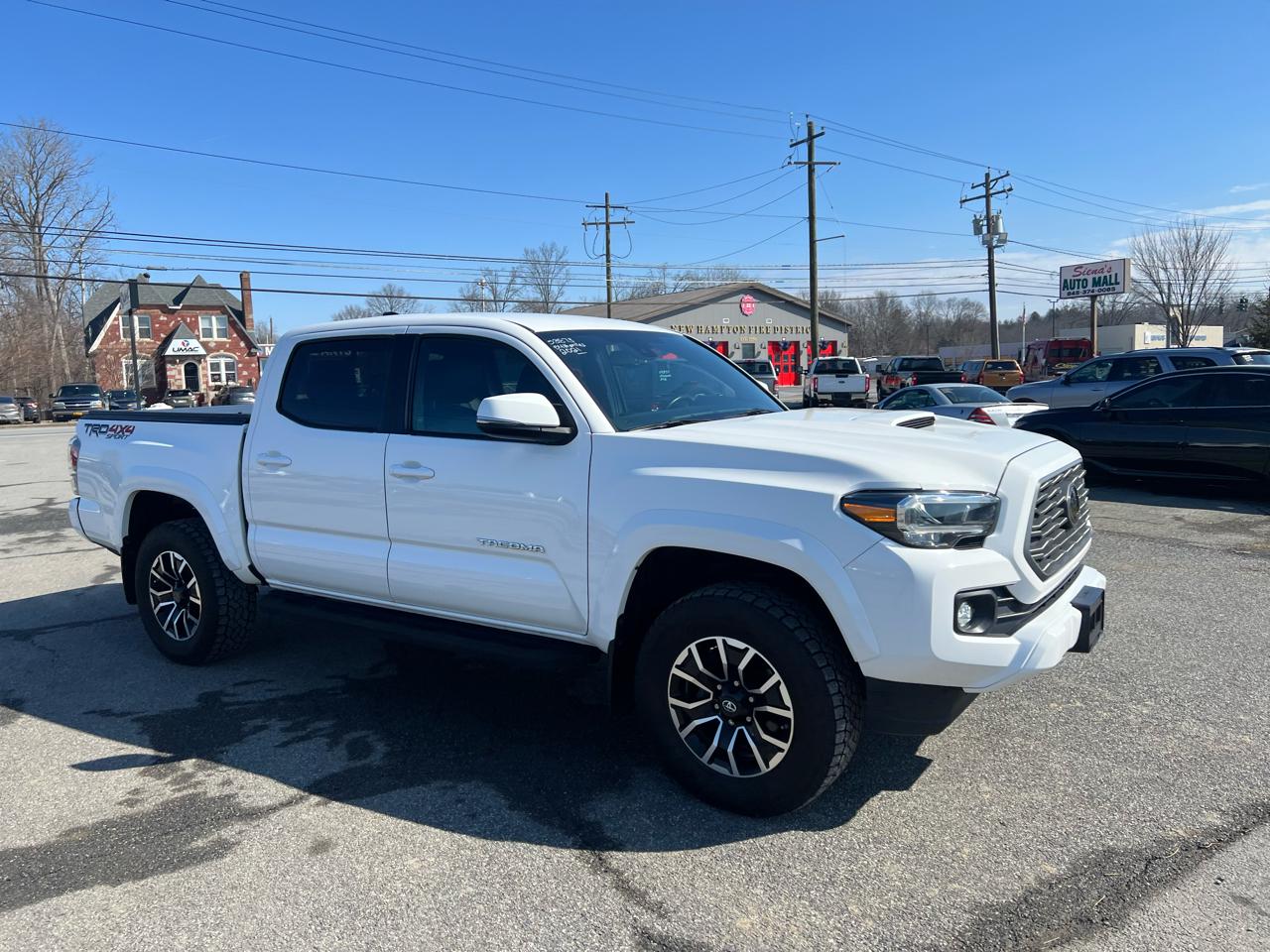 Toyota Tacoma 4WD TRD Sport Double Cab 5' Bed V6 AT (Natl) 2021