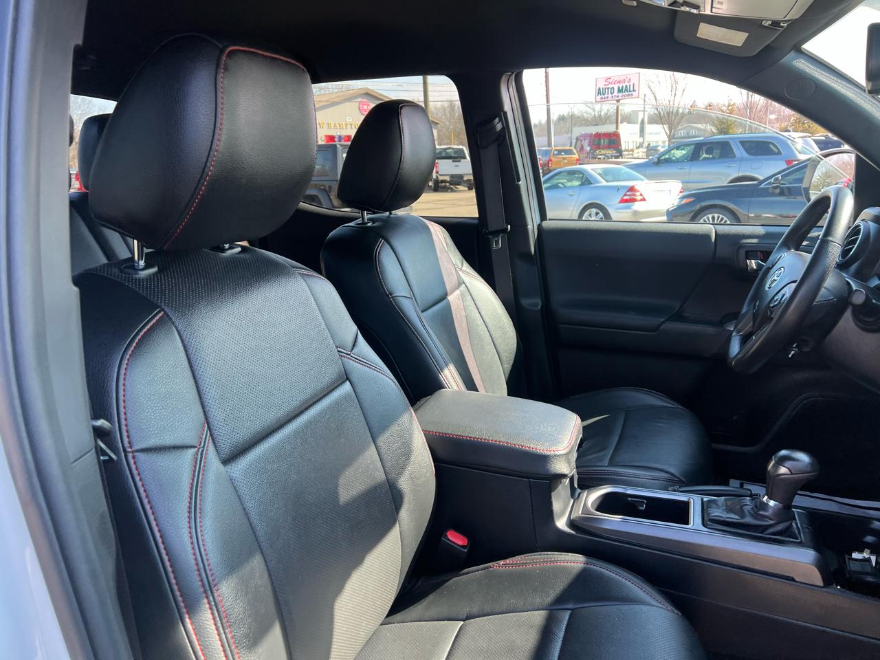 Toyota Tacoma 4WD TRD Sport Double Cab 5' Bed V6 AT (Natl) 2021