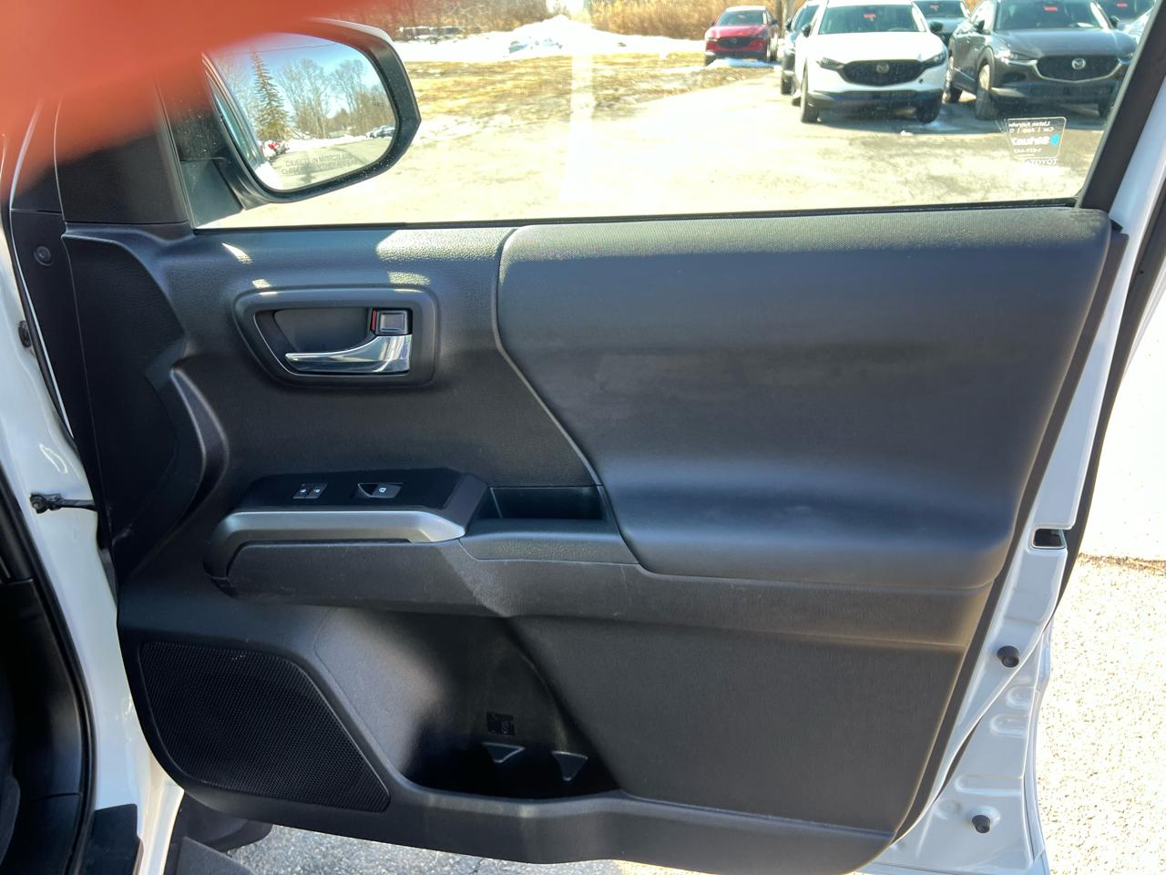 Toyota Tacoma 4WD TRD Sport Double Cab 5' Bed V6 AT (Natl) 2021