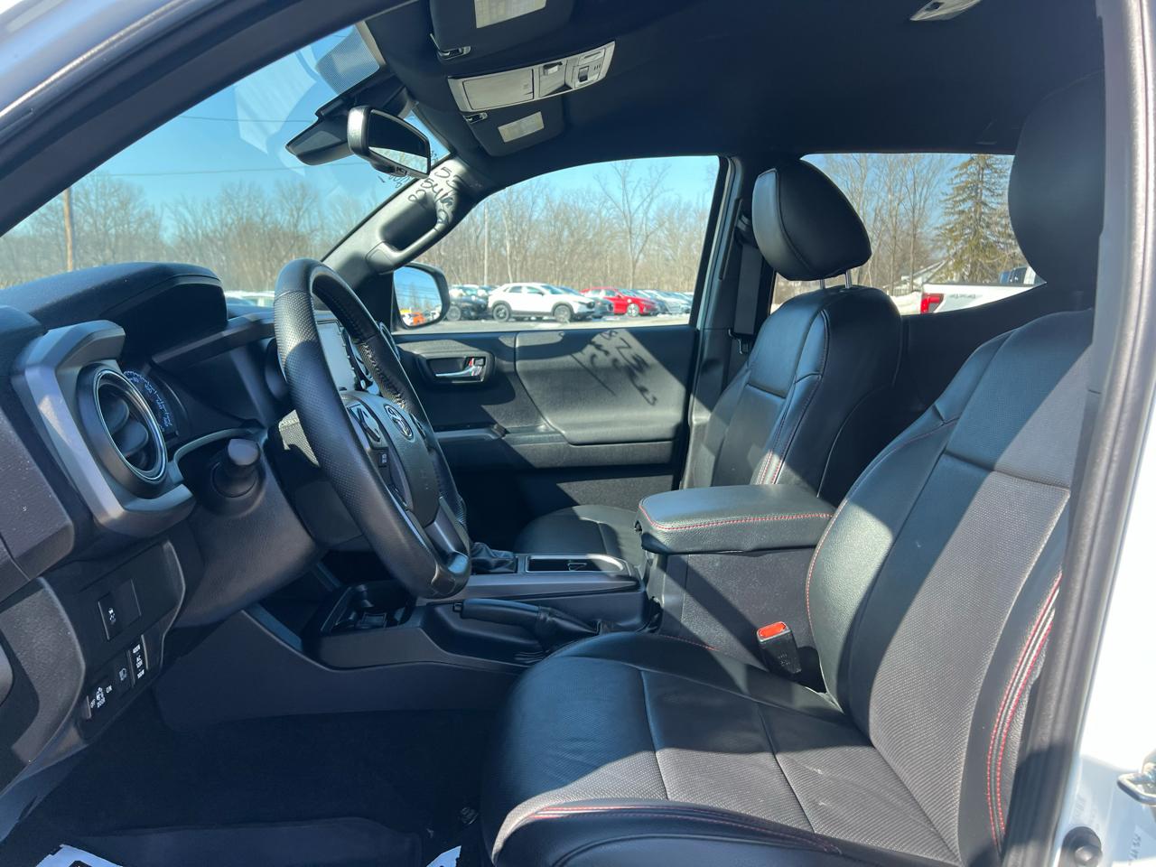 Toyota Tacoma 4WD TRD Sport Double Cab 5' Bed V6 AT (Natl) 2021