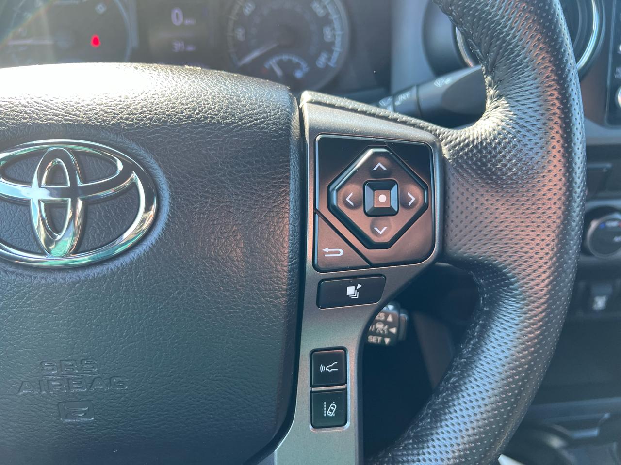 Toyota Tacoma 4WD TRD Sport Double Cab 5' Bed V6 AT (Natl) 2021