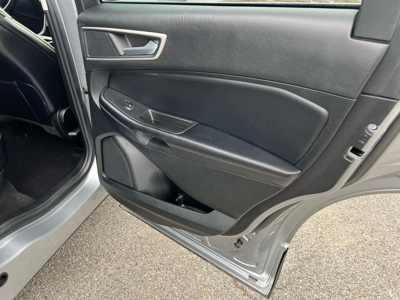 Ford Edge SEL AWD 2023