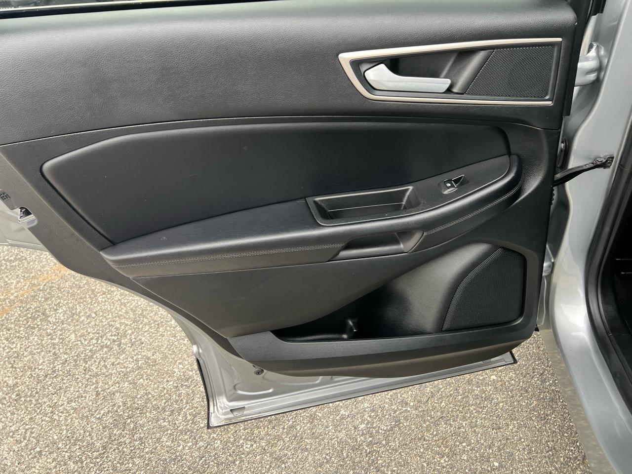 Ford Edge SEL AWD 2023