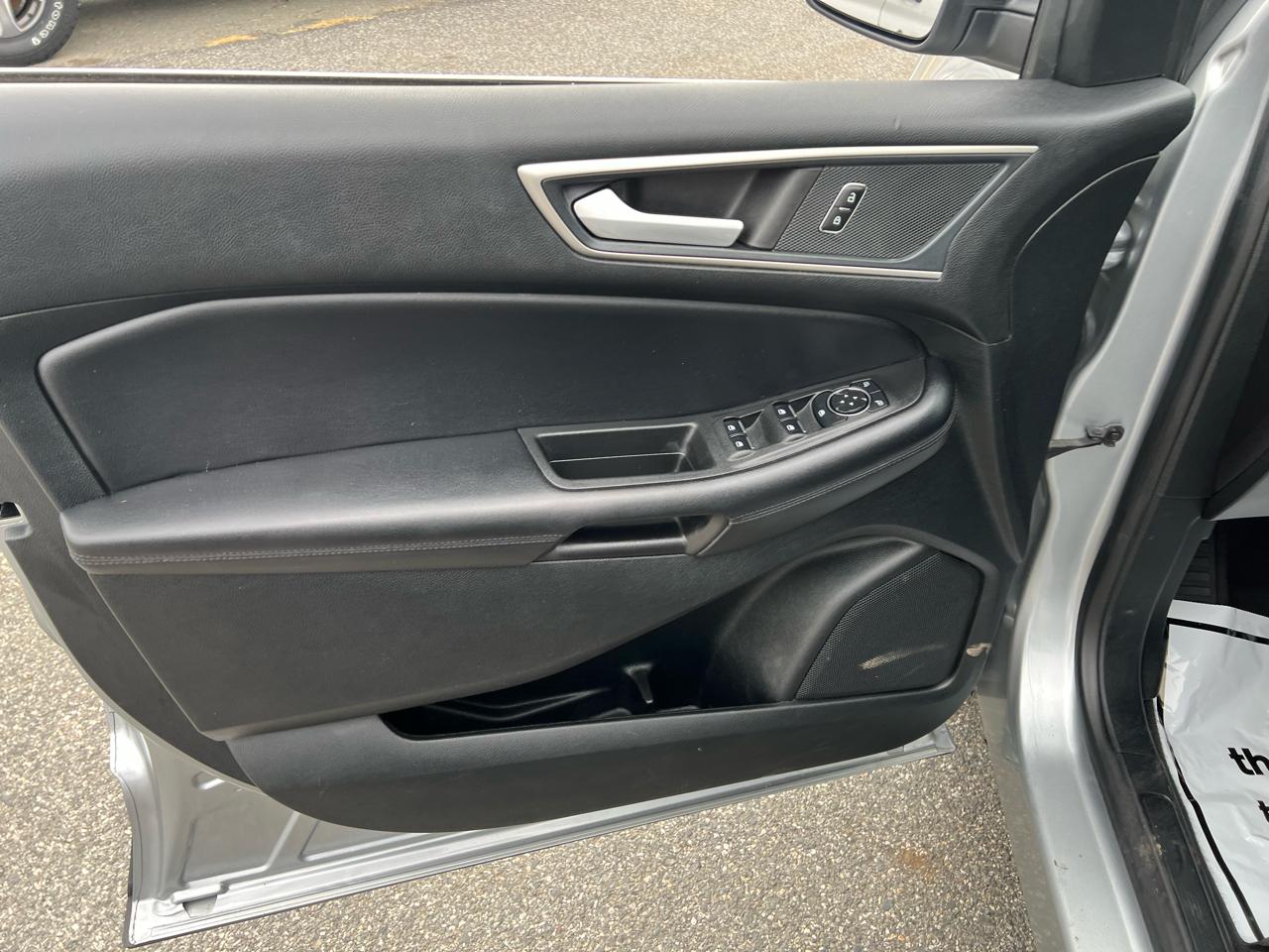 Ford Edge SEL AWD 2023