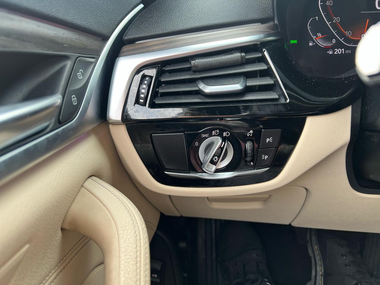 BMW 5 Series 540i xDrive Sedan 2020