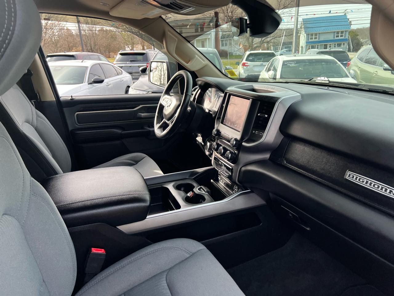 RAM 1500 Big Horn/Lone Star 4x4 Crew Cab 5'7" Box 2019