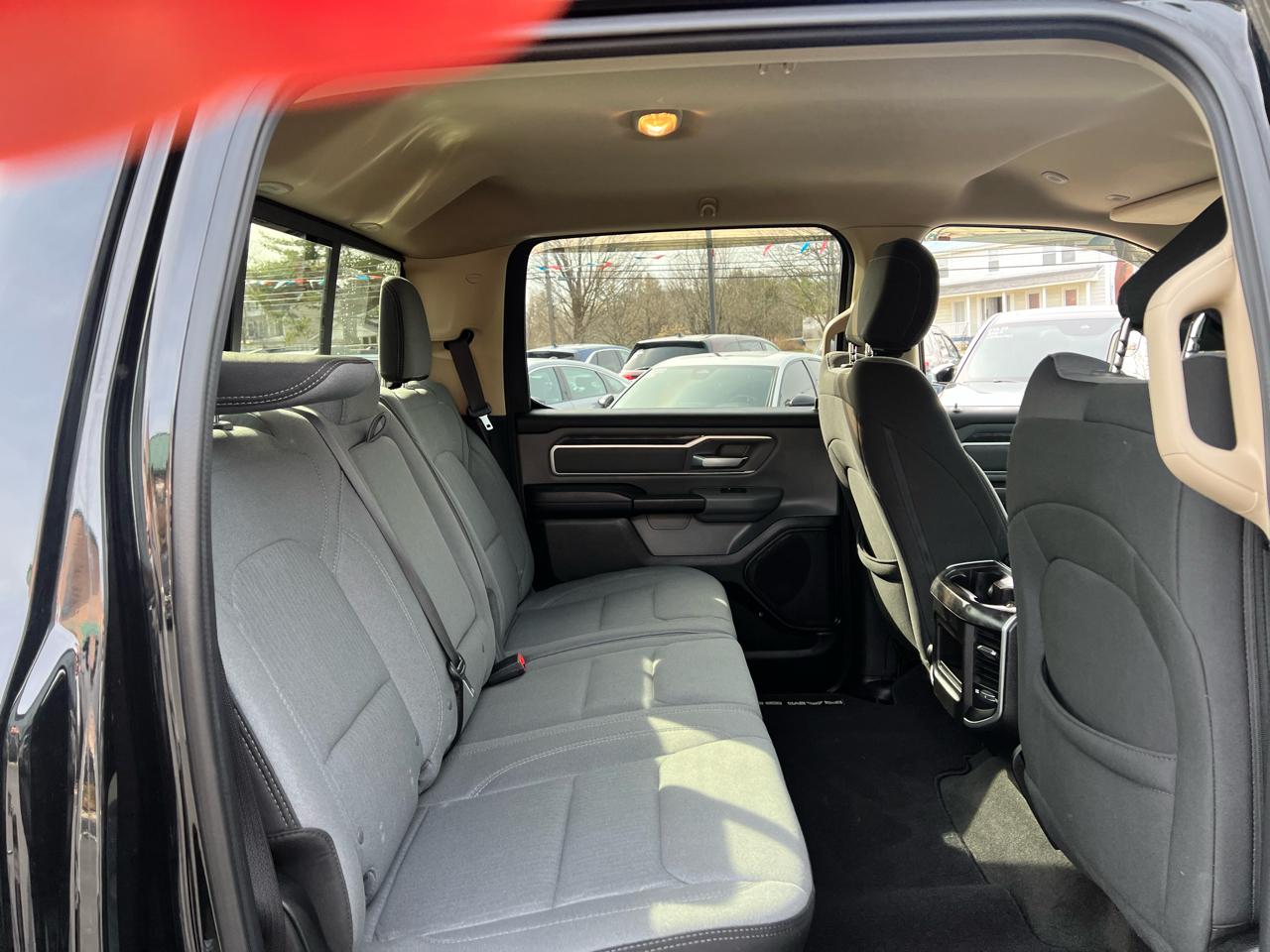 RAM 1500 Big Horn/Lone Star 4x4 Crew Cab 5'7" Box 2019