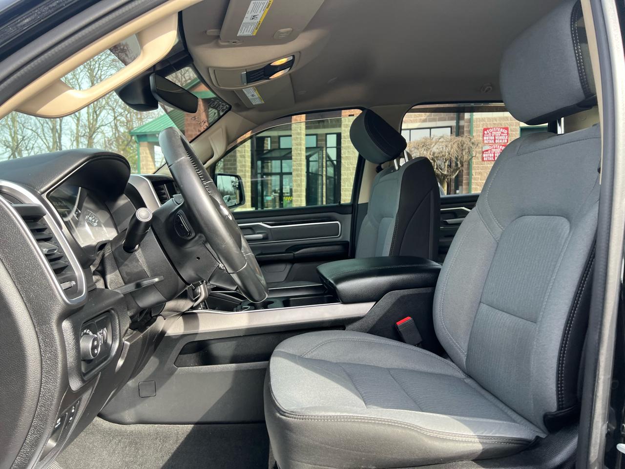 RAM 1500 Big Horn/Lone Star 4x4 Crew Cab 5'7" Box 2019