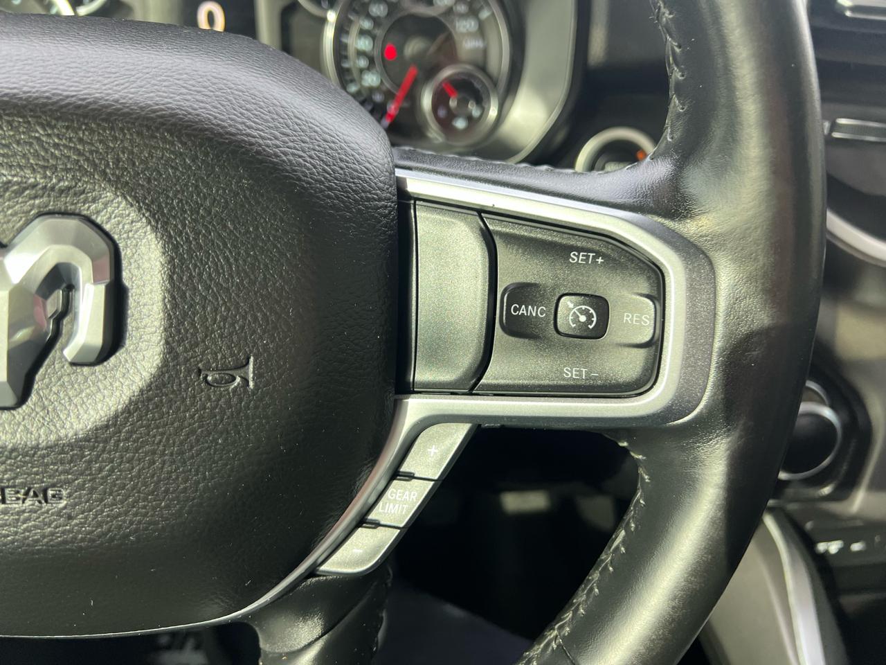 RAM 1500 Big Horn/Lone Star 4x4 Crew Cab 5'7" Box 2019