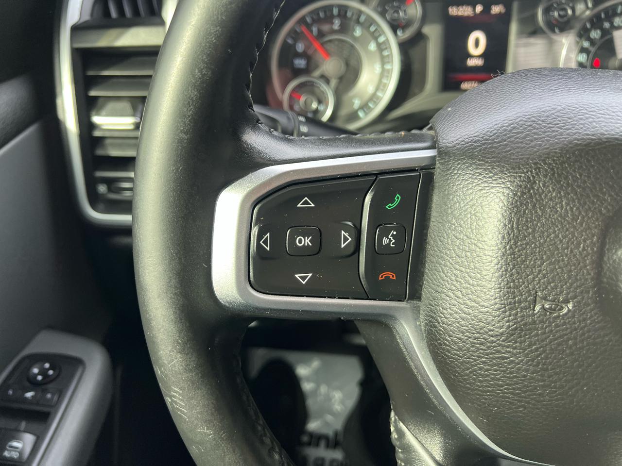 RAM 1500 Big Horn/Lone Star 4x4 Crew Cab 5'7" Box 2019