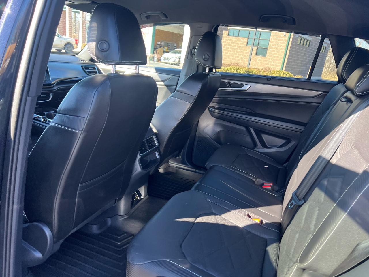 Volkswagen Atlas Cross Sport 2.0T SE w/Technology 4MOTION 2024