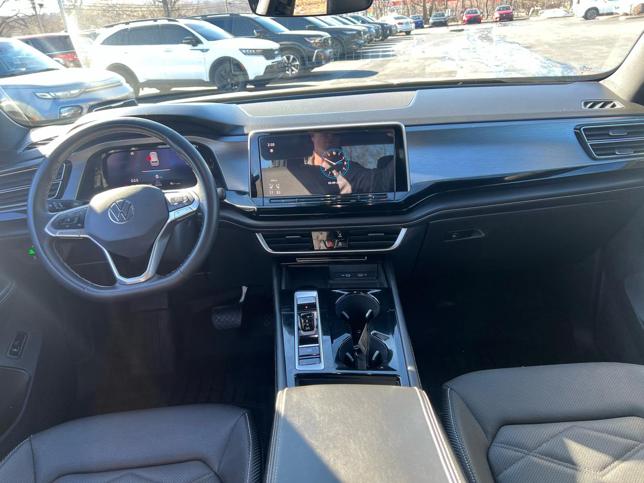 Volkswagen Atlas Cross Sport 2.0T SE w/Technology 4MOTION 2024